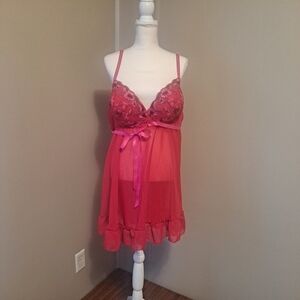 Chic Red Lace Chemise